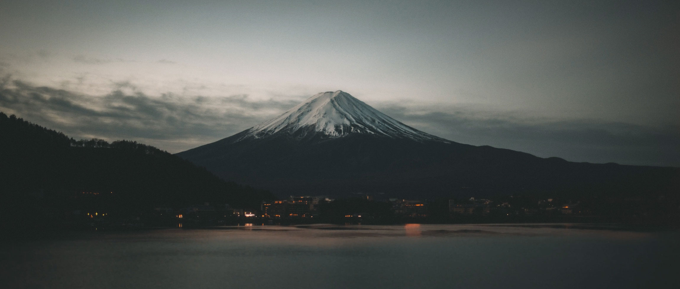 幻灯片-AUVV资源网